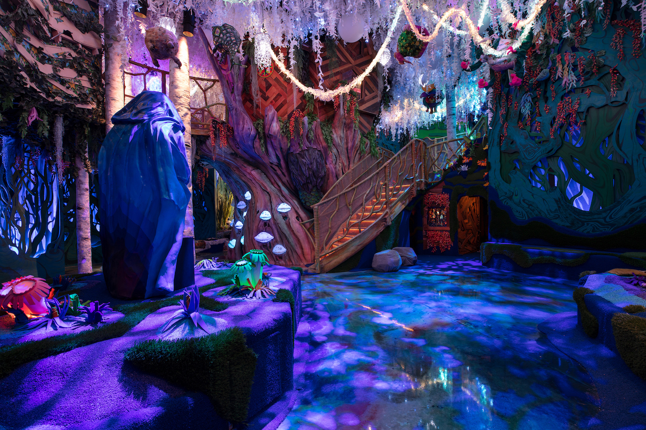 Baba Yaga Tree Front